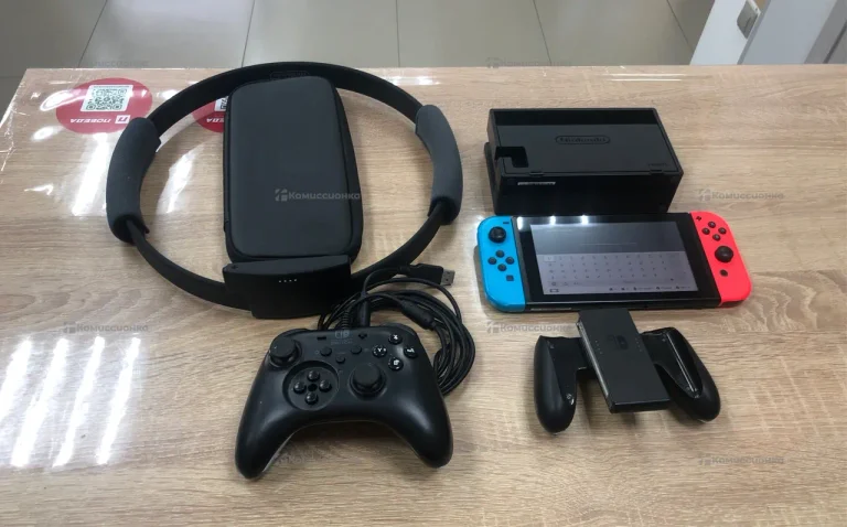 Приставка Nintendo Nintendo Switch (HAC-001)