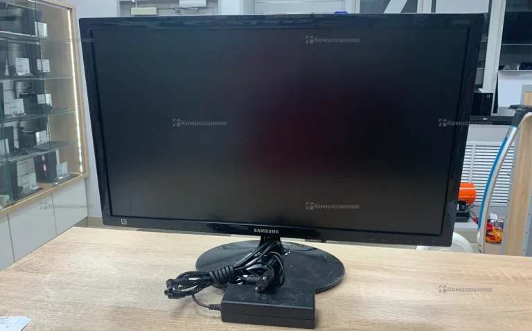 Монитор Samsung LS24D300HSI