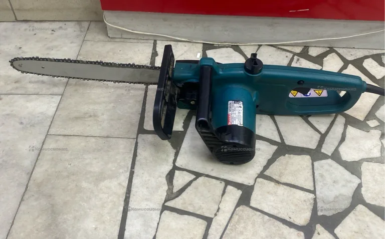 цепная Электро пила Makita UC3010A