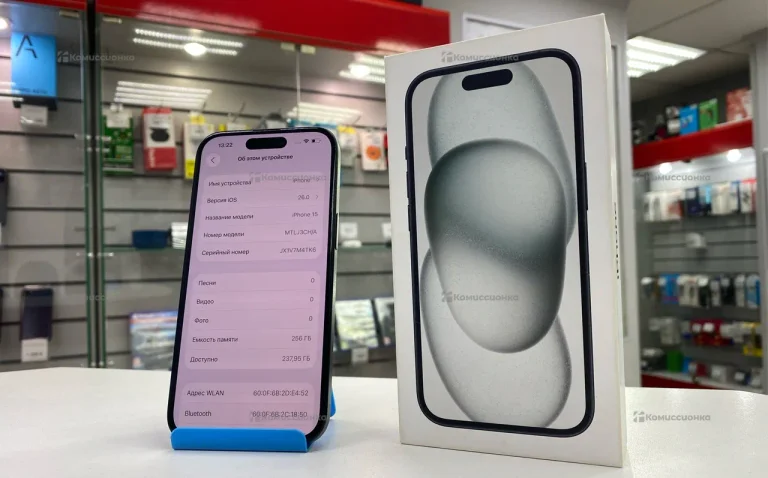 Apple iPhone 15 6/256 ГБ