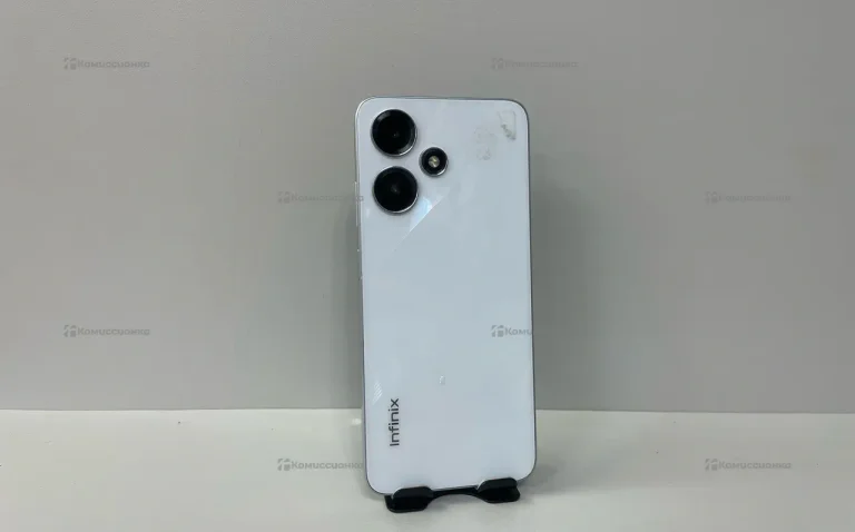 Infinix Hot 30 Play 8/128 ГБ
