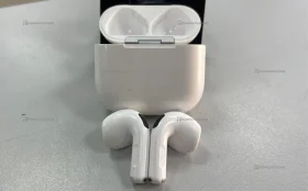 Наушники  AirPods 4