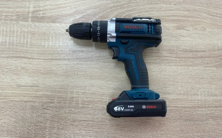 шуруповерт Bosch brushless drill