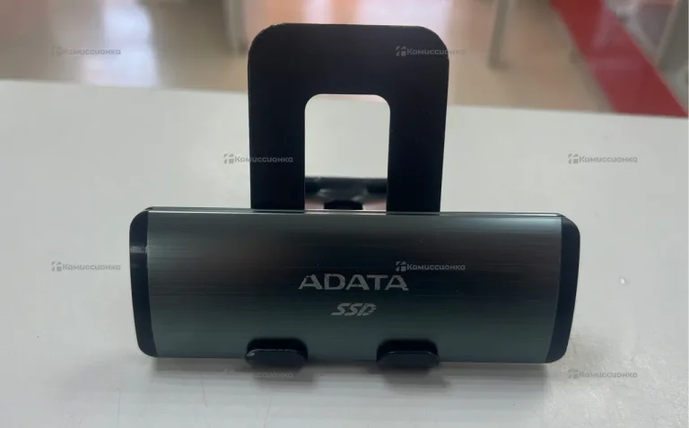 Жесткий диск  SSD ADATA SE760