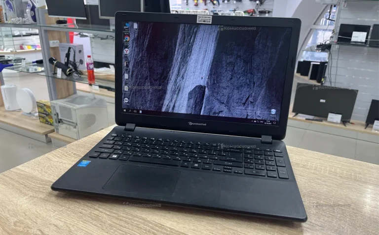 Ноутбук  Packard bell NT15W4