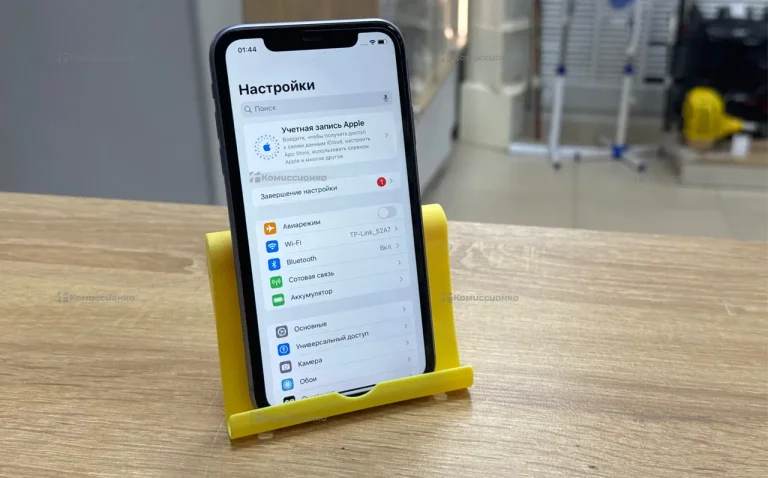 Apple iPhone 11 4/64 ГБ