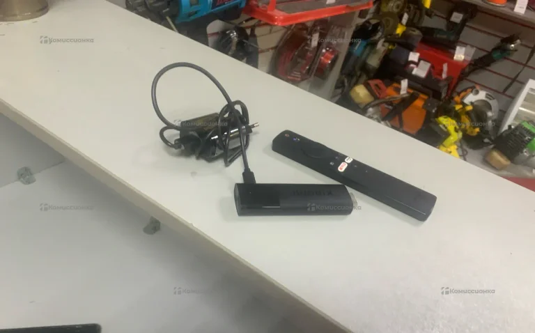 Смарт-приставка Xiaomi Stick 4k