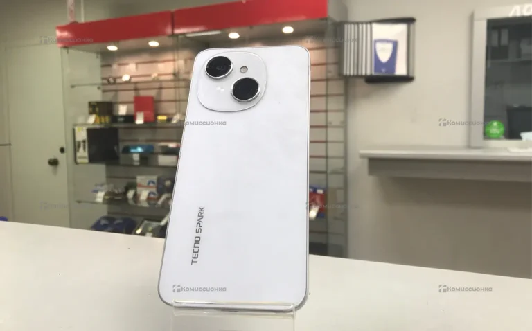 Tecno Spark Go 3/64 ГБ