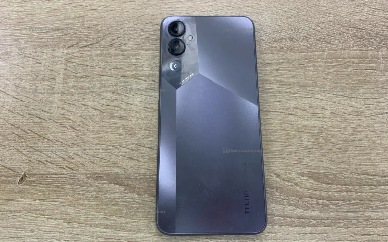 Tecno Pova 4 8/128 ГБ