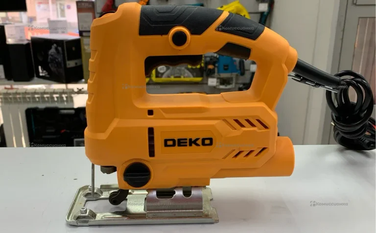 Электролобзик Deko DKJS850