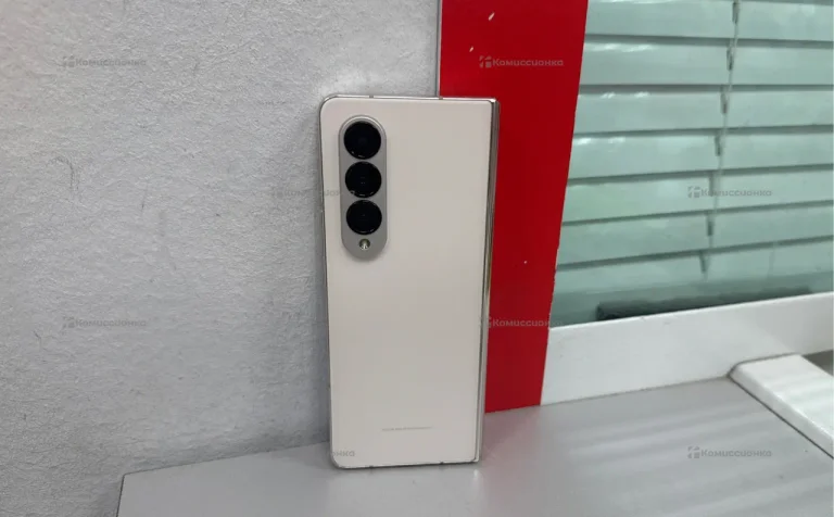 Samsung Galaxy Z Fold4 12/256 ГБ