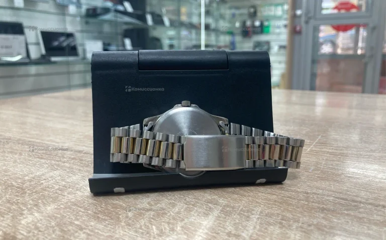 Часы  Q&Q Quartz