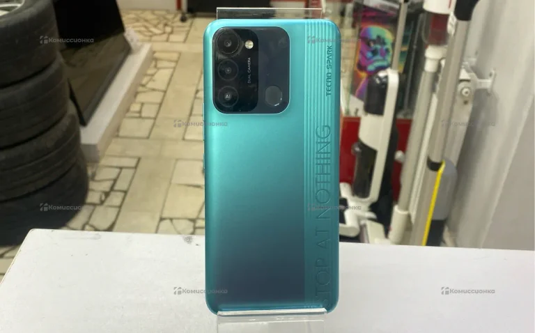 Tecno Spark 8C 4/64Gb