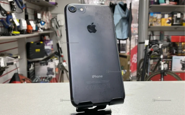 Apple iPhone 7 2/128 ГБ