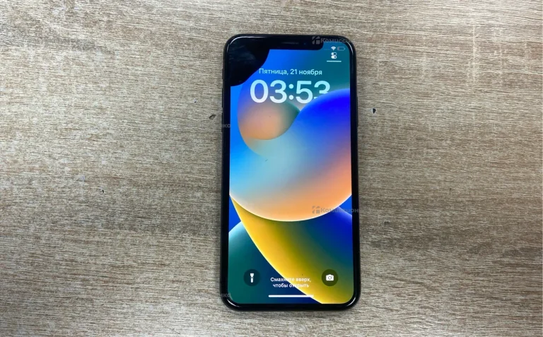 Apple iPhone X 3/256 ГБ
