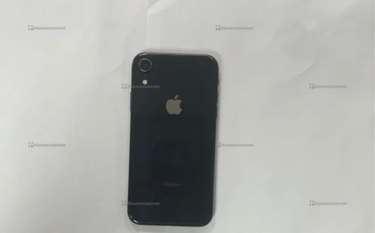 Apple iPhone XR 3/128 ГБ