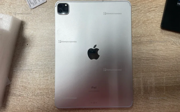 Планшет Apple iPad Pro 11 2Gen 128GB LTE