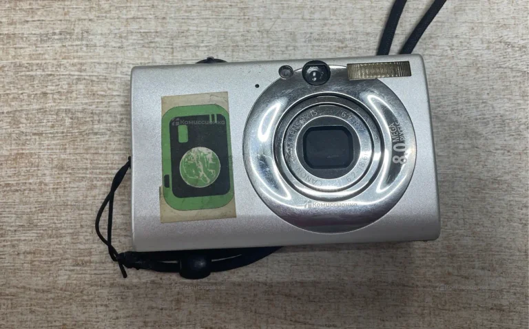 Фотоаппарат  canon pc1271