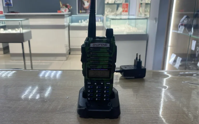 Рация  BAOFENG UV-82