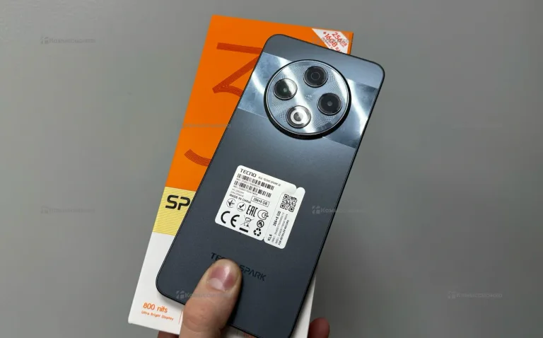 Tecno Spark 30 8/256 ГБ