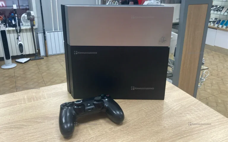 Приставка Sony Sony PlayStation 4 Fat 500GB