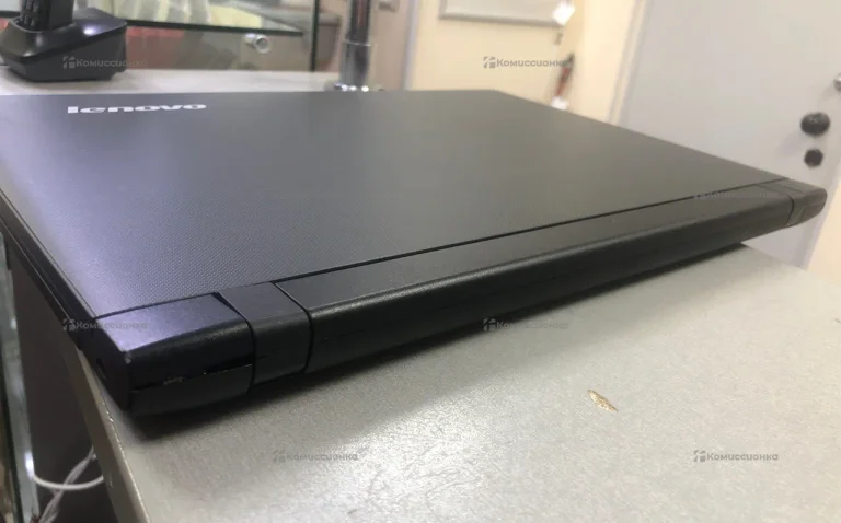 Ноутбук  Lenovo