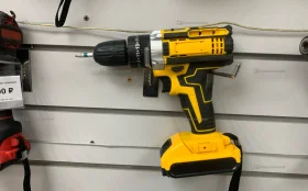 Купить дрель шуруповерт в кейсе б/у , в Нижнекамск Цена:1800рублей