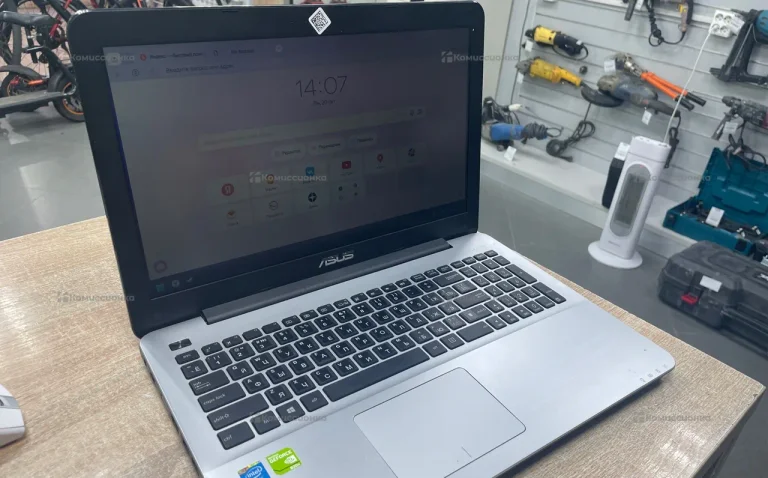 Ноутбук  ASUs i7
