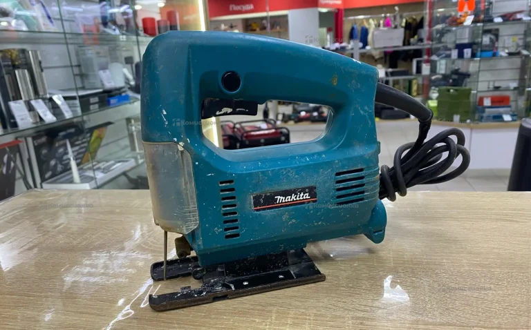 Электролобзик makita 4323