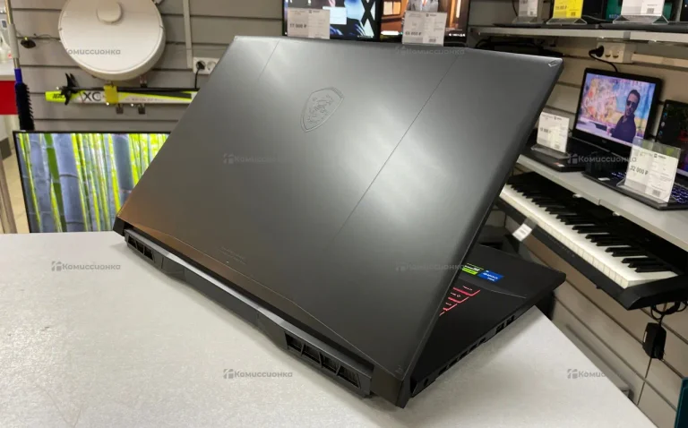 Ноутбук MSI Katana 17 B12VEK-1446XRU