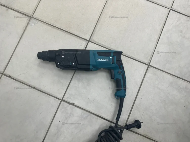 Перфоратор Makita hr2652