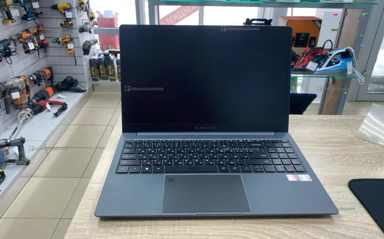 Ноутбук  digma pro sprint N