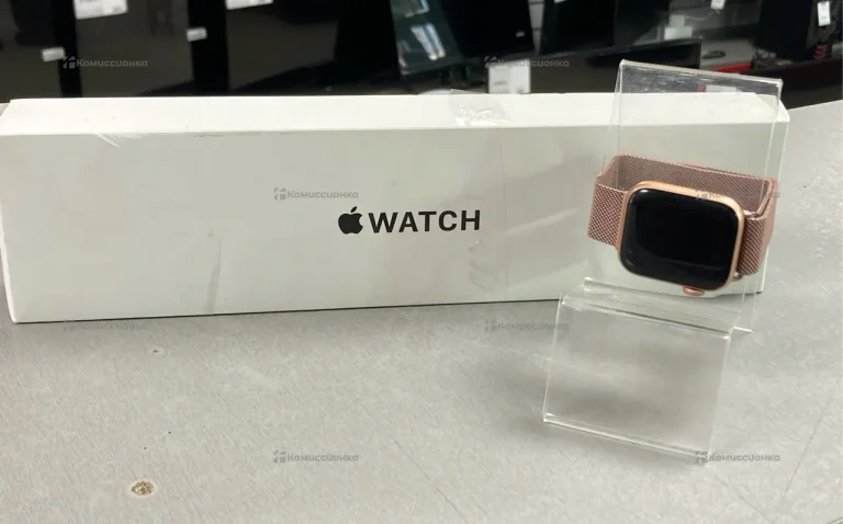 Часы  Apple Watch SE 40mm