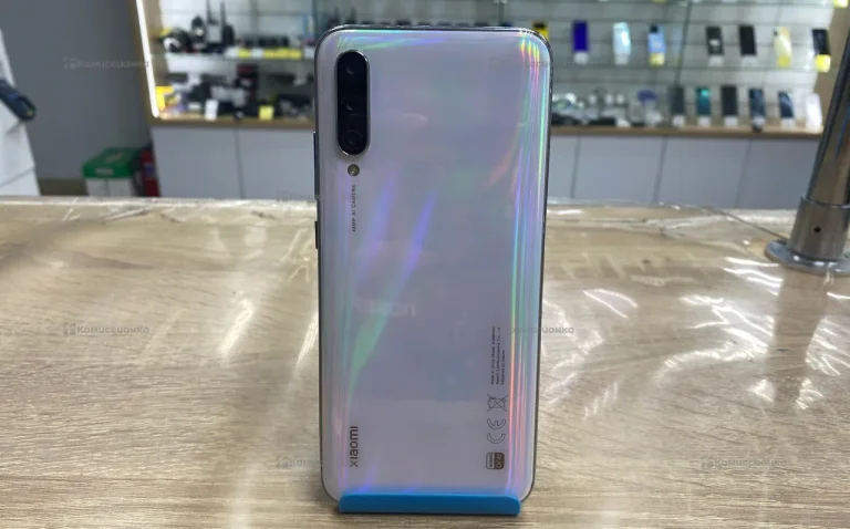 Xiaomi Mi A3 4/64 ГБ