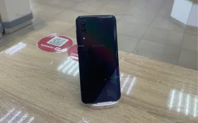 Samsung Galaxy A30s 4/64 ГБ
