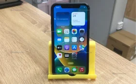 Apple iPhone 11 4/64 ГБ