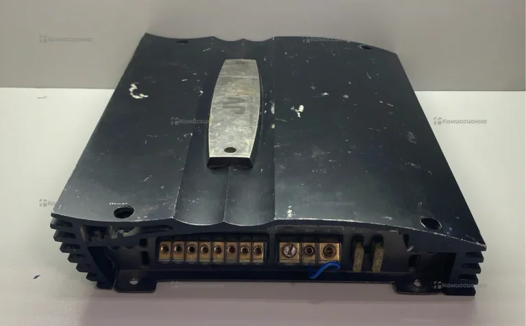 Усилитель  JVC KS-AX4504