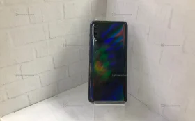 Samsung Galaxy A70 8/128 ГБ