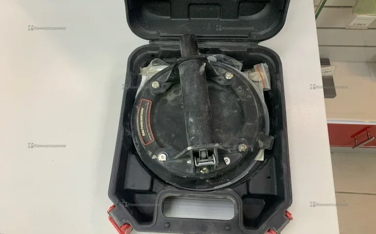 Вакуумная присоска