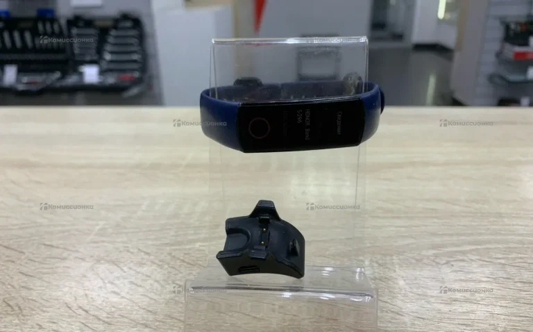 Часы  Honor band 5