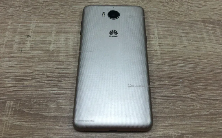 Huawei Y5 (2017) 2/16 ГБ