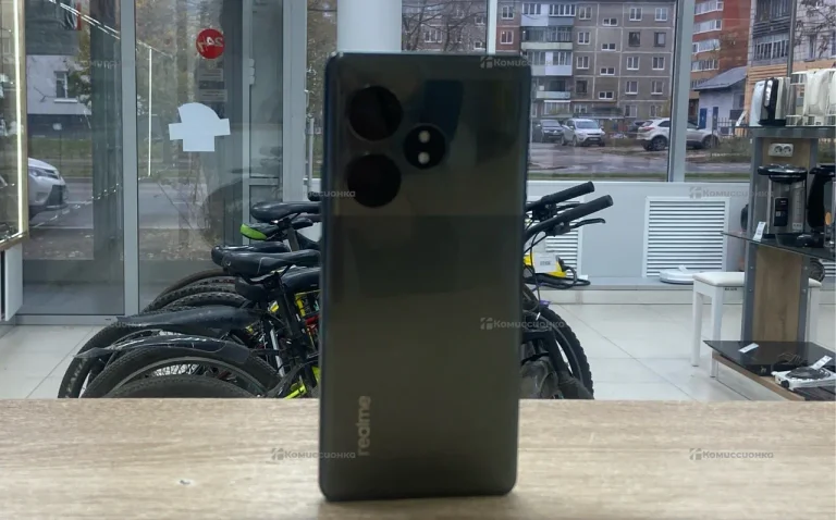 Realme GT Neo6 12/256 ГБ