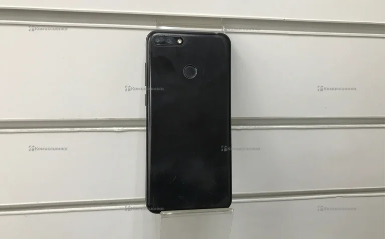 Honor 7C 3/32 ГБ
