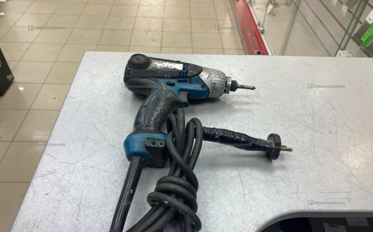 Гайковерт сетевой Makita TD0101