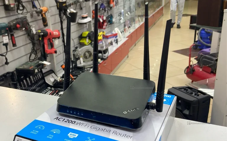 Роутер D-Link DIR-825