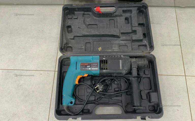 Перфоратор bort BHD-900N