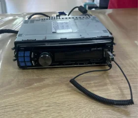 Автомагнитола  Alpine CDE-123R