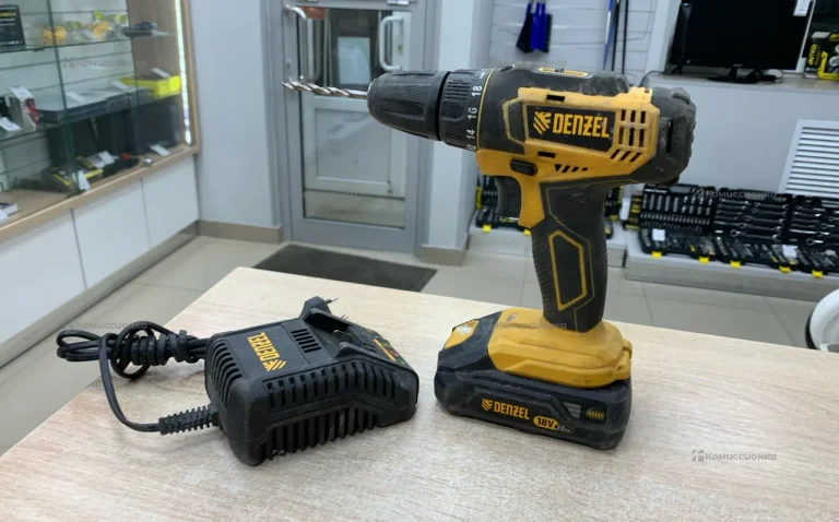 Дрель-шуруповерт аккумуляторная Denzel CDL-18-02BM