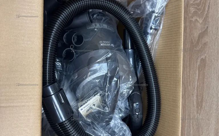 Пылесос  Vitek vt-8110 sr