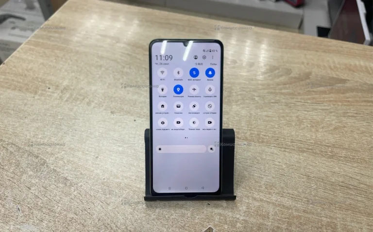 Realme C63 6/128Gb